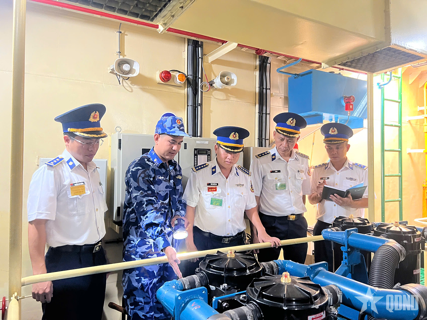 Nâng cao chất lượng đội ngũ nhân viên kỹ thuật tại Bộ tư lệnh Vùng Cảnh sát biển 4